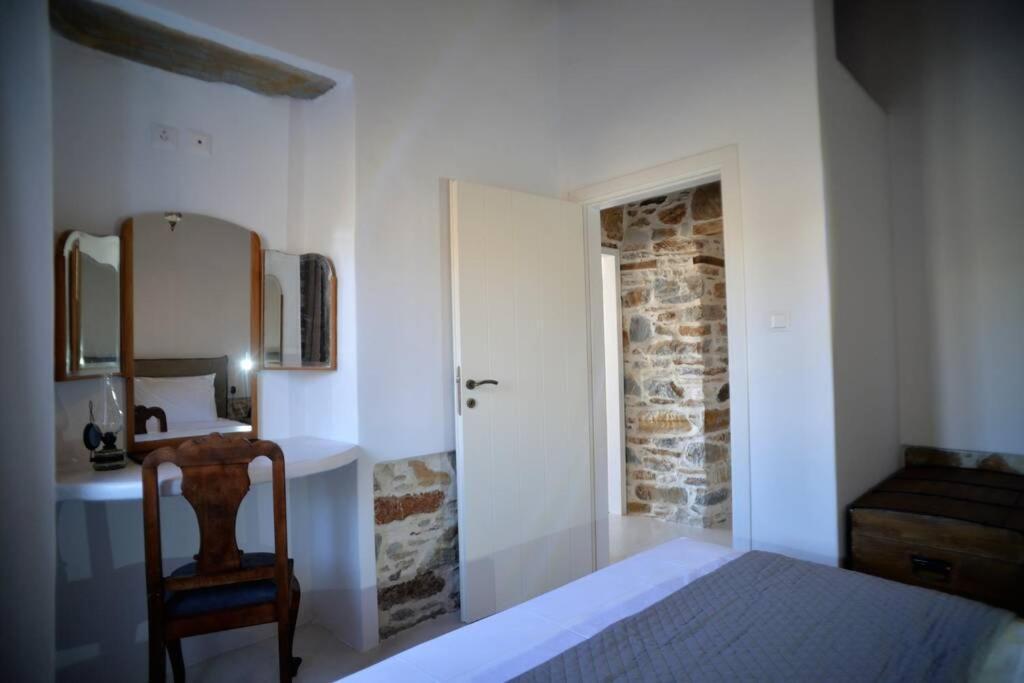 George Farmhouse Χρούσσα Εξωτερικό φωτογραφία
